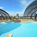 Tiny House 1 Chambre, Piscine Chauffee, A 200 M De La Plage, - Fr-1-361a-24