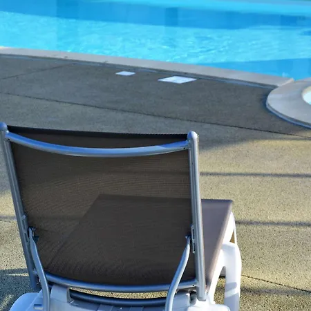 Tiny House 1 Chambre, Piscine Chauffee, A 200 M De La Plage, - Fr-1-361a-24 بيت للعطل جولوفيل ليه باه