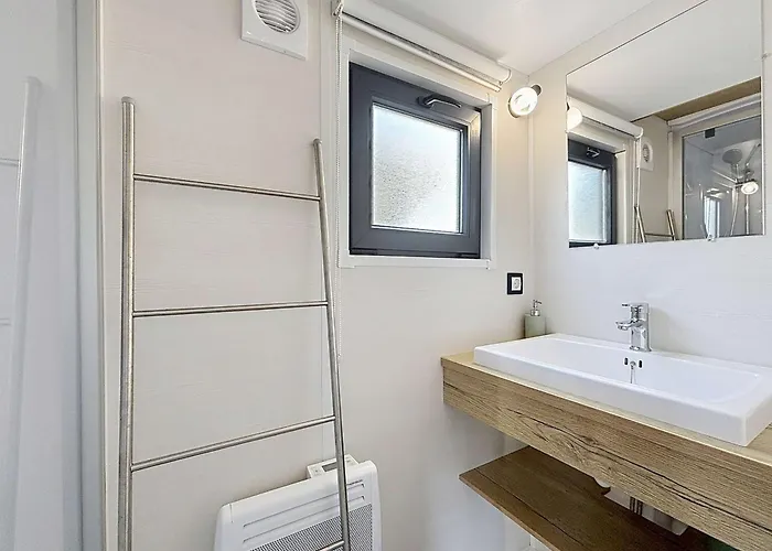 Dom wakacyjny Tiny House 1 Chambre, Piscine Chauffee, A 200 M De La Plage, - Fr-1-361a-24 *