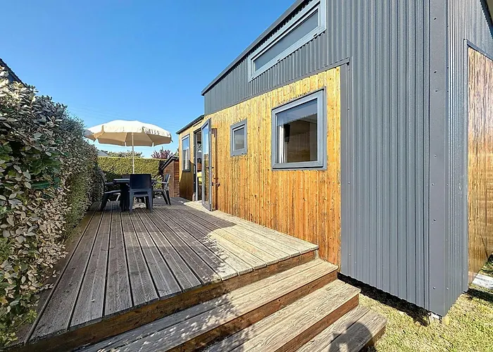 Dom wakacyjny Tiny House 1 Chambre, Piscine Chauffee, A 200 M De La Plage, - Fr-1-361a-24 Jullouville-les-Pins